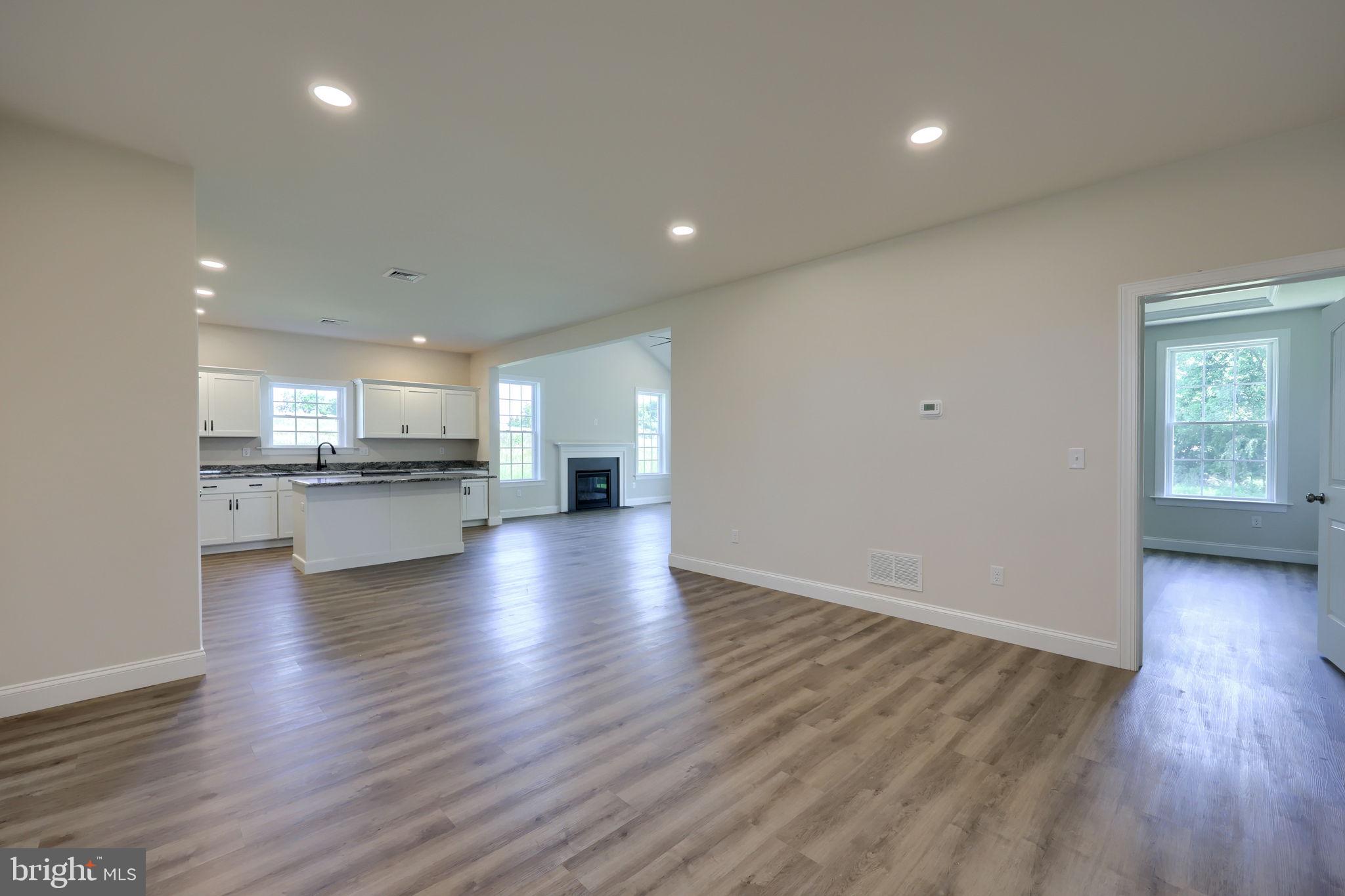 3855 COUNTRY DRIVE