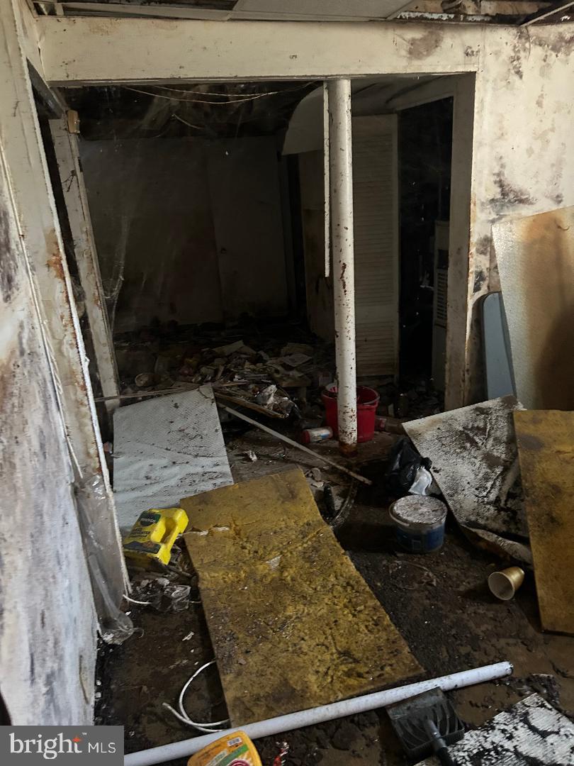 CAMERON VILLAGE - Residential