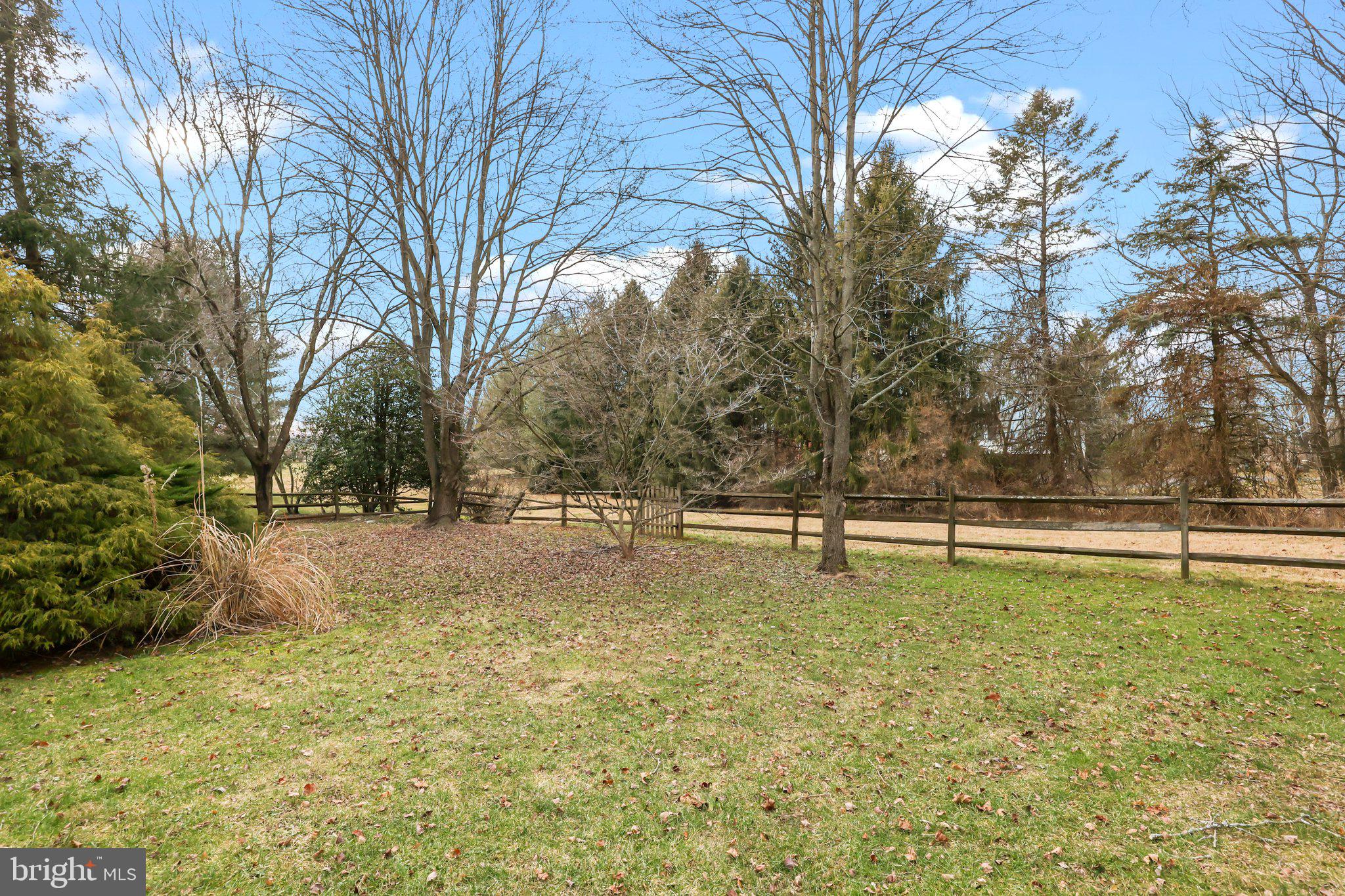 WALNUT RIDGE - Residential