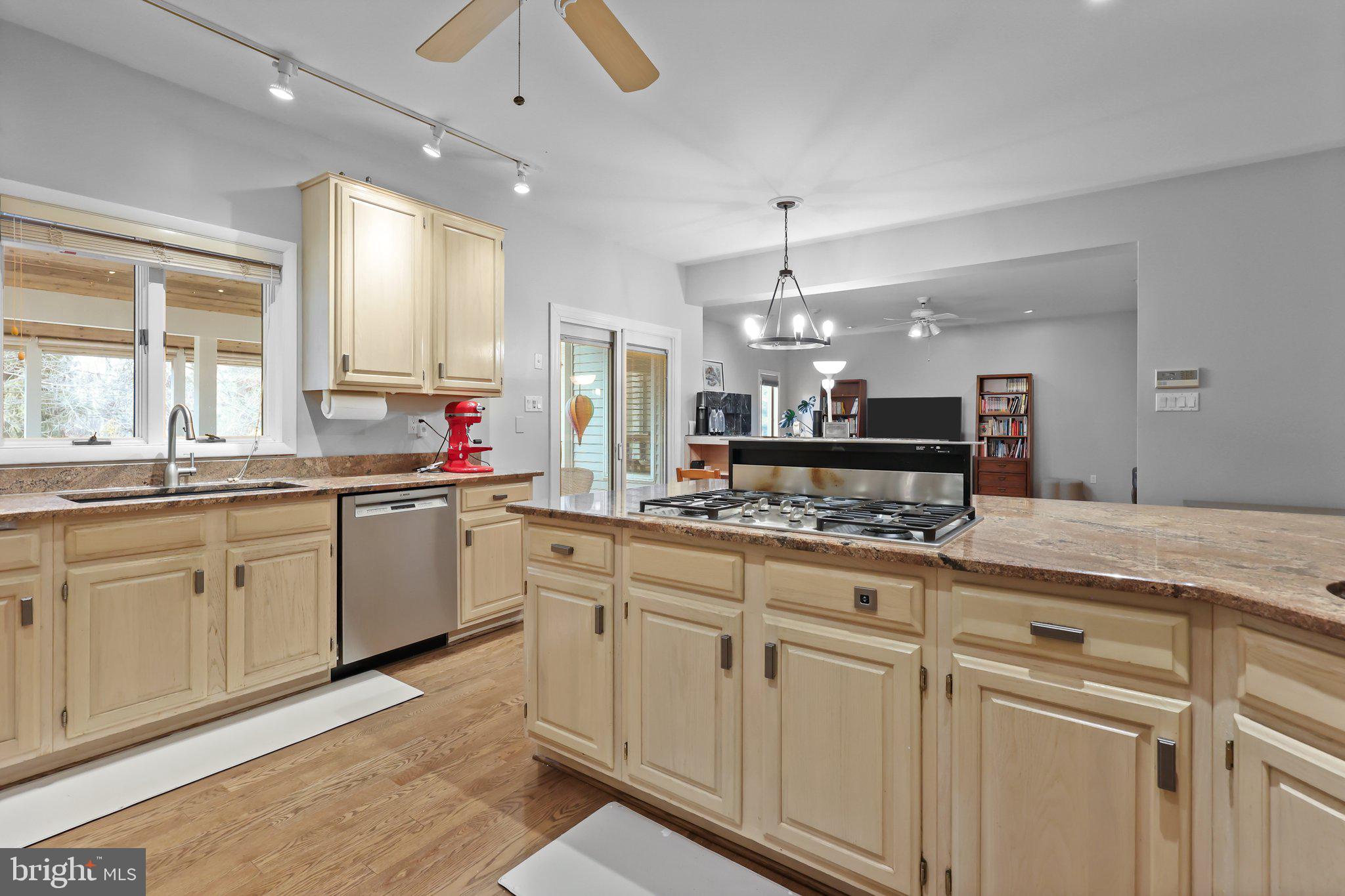 WALNUT RIDGE - Residential