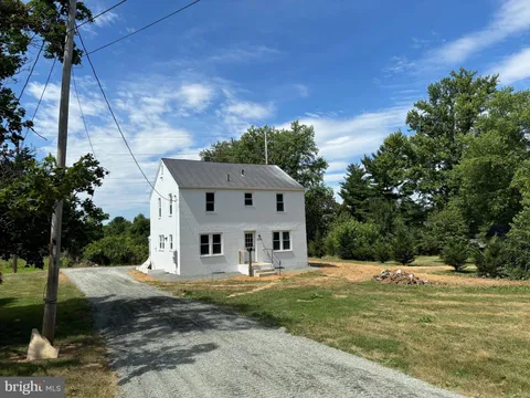 504 S Church Street, Berryville, VA MLS: VACL2003460