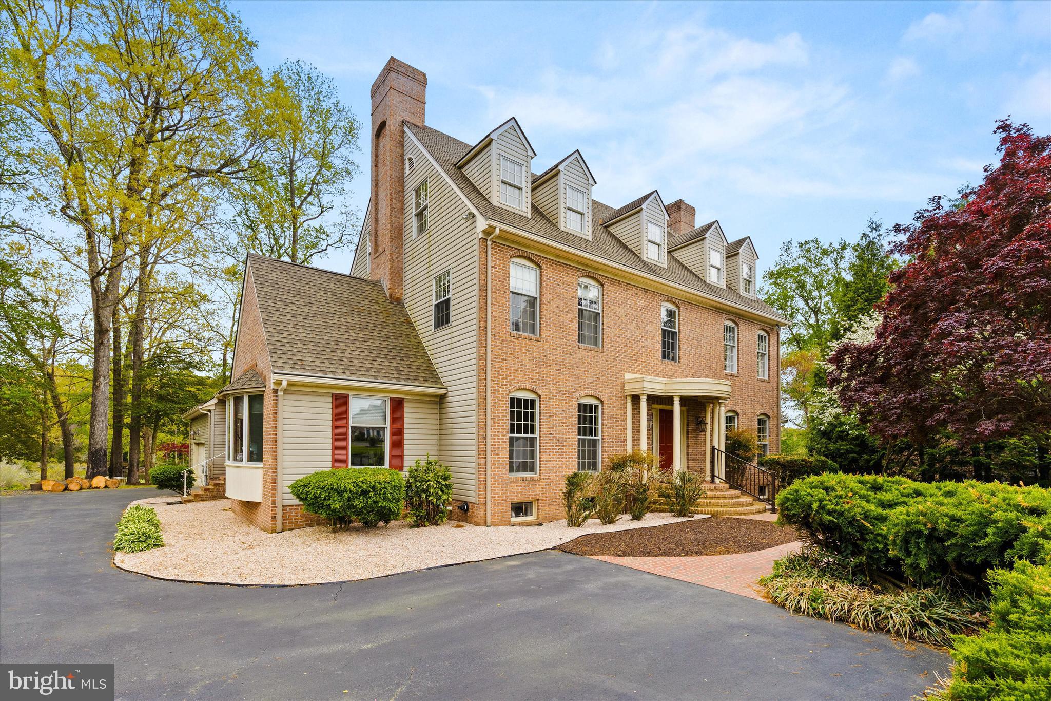 5619 SCOTTISH HIGHLANDS CIRCLE