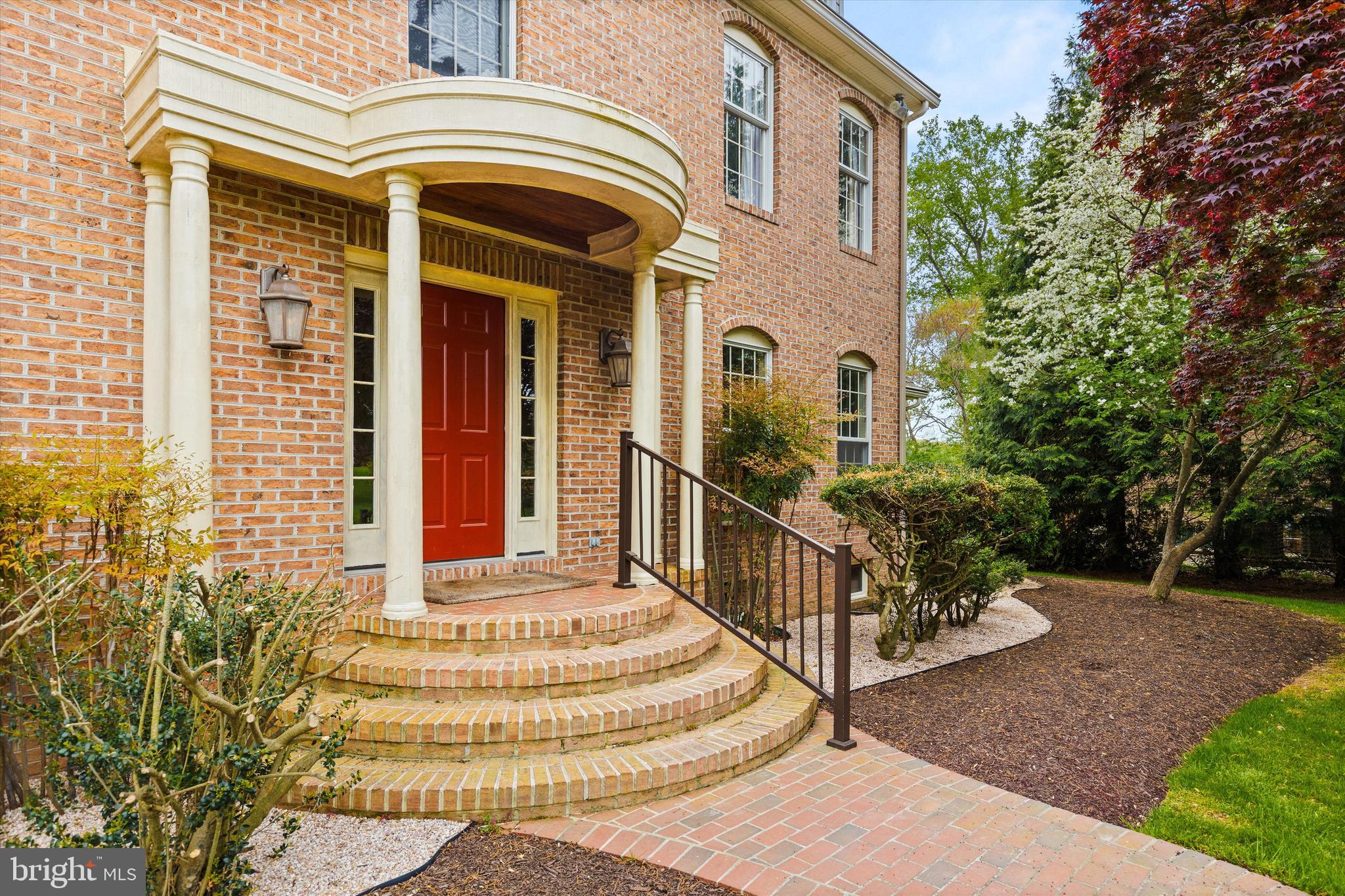 5619 SCOTTISH HIGHLANDS CIRCLE