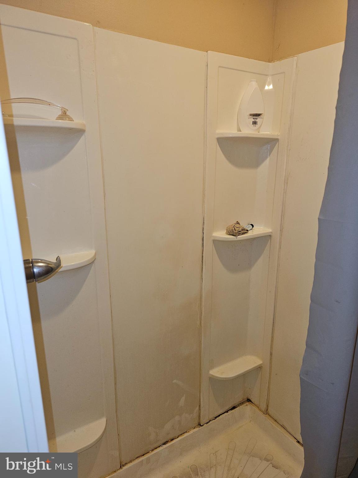 NICETOWN-TIOGA - Residential Income