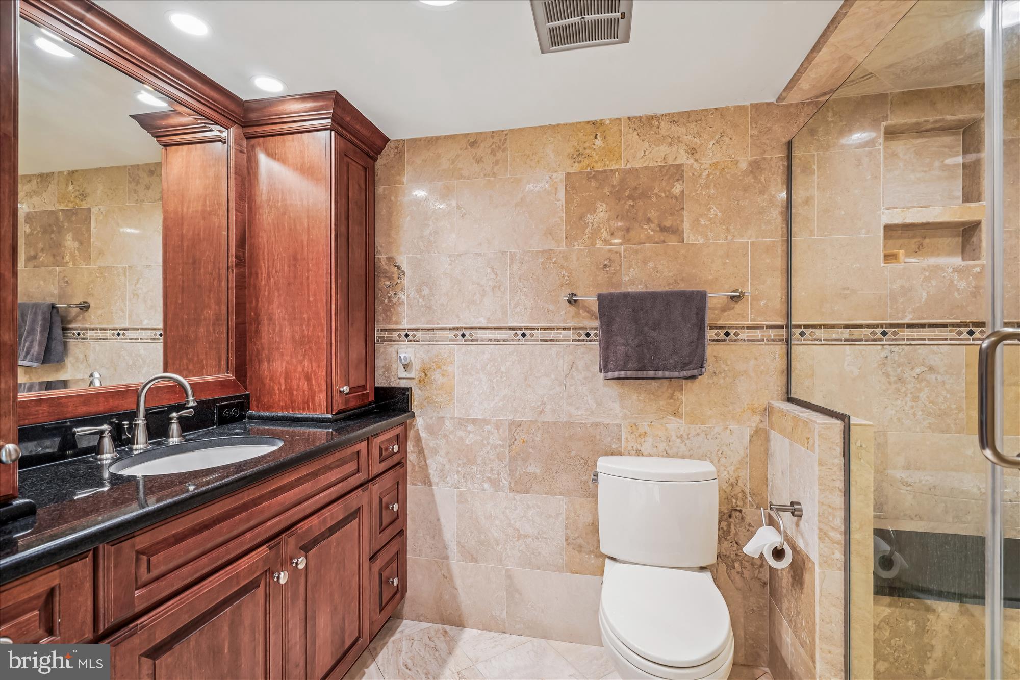 SUMNER VILLAGE - Residential