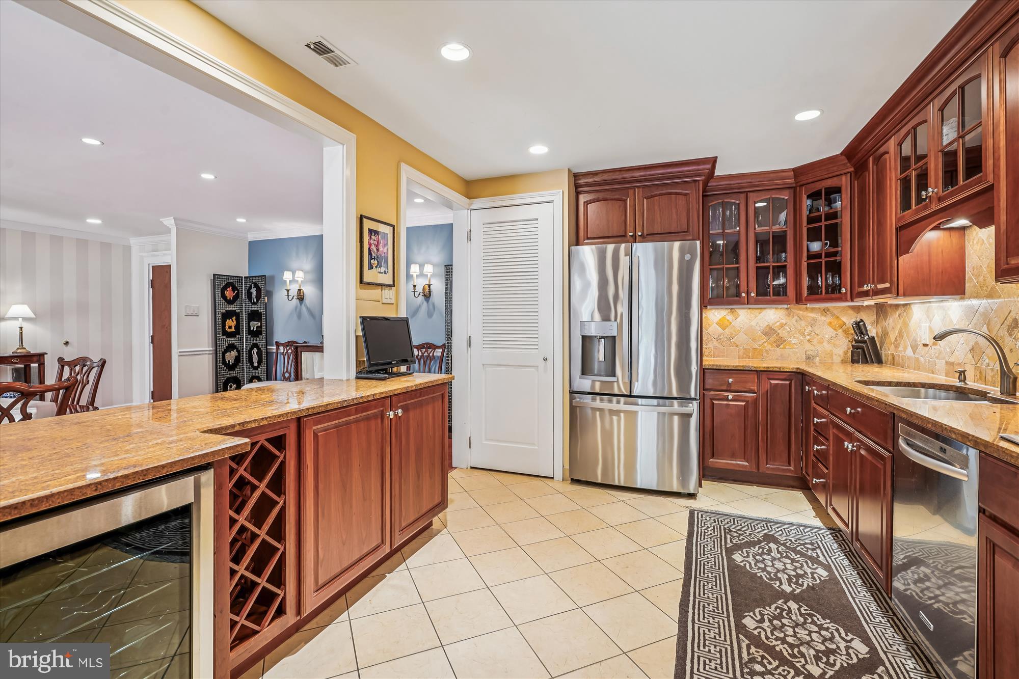 SUMNER VILLAGE - Residential