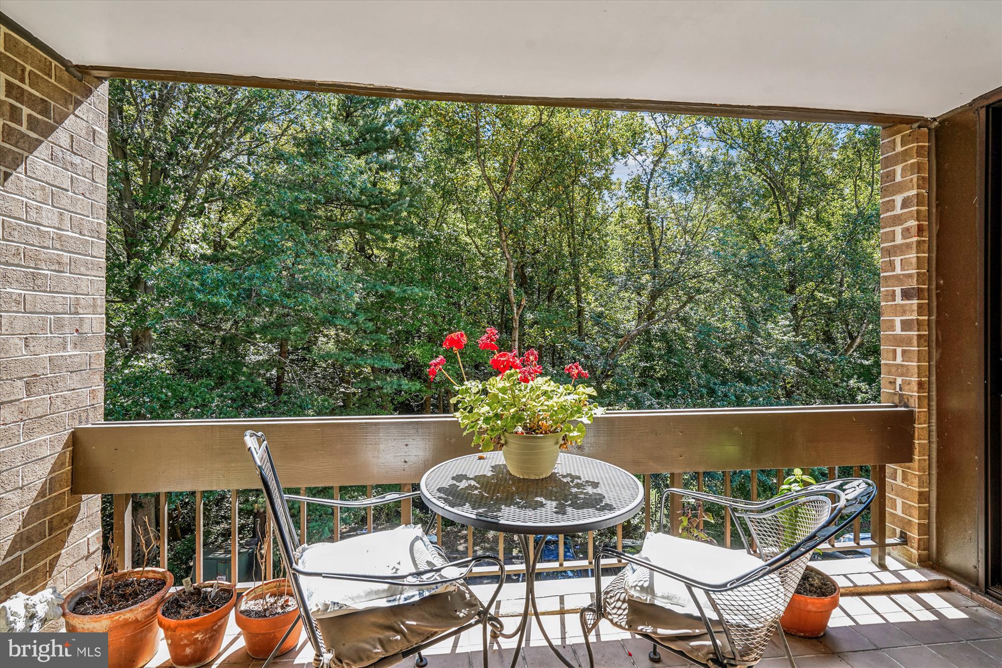 SUMNER VILLAGE - Residential