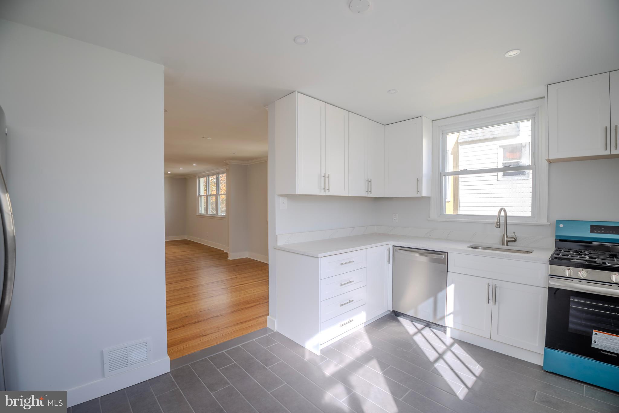 HAVERTOWN - Residential