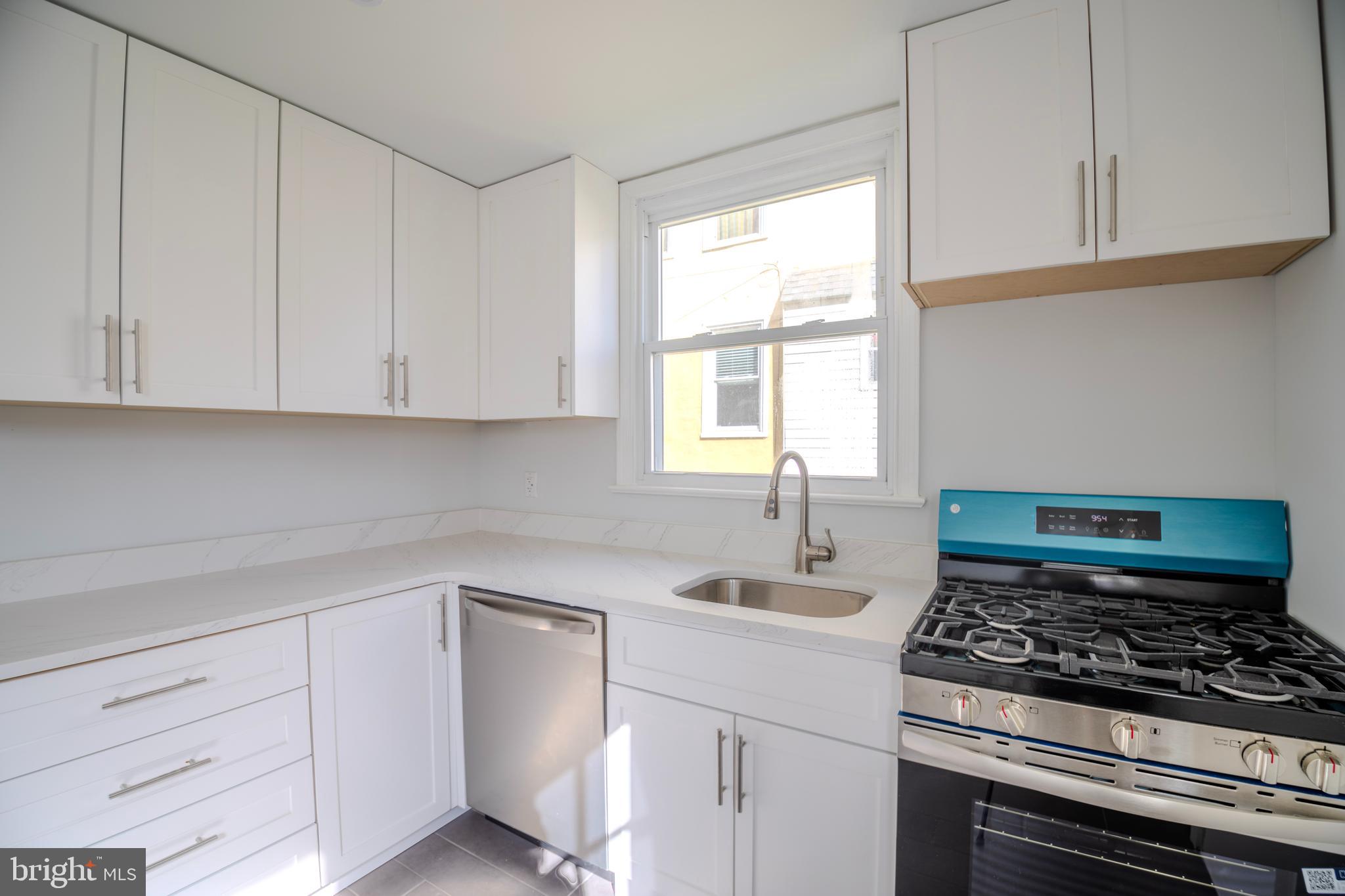 HAVERTOWN - Residential