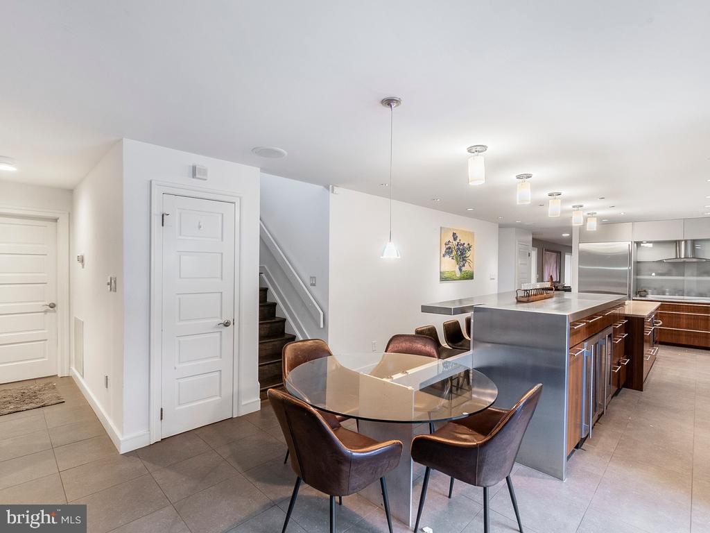 POTOMAC OVERLOOK - Residential