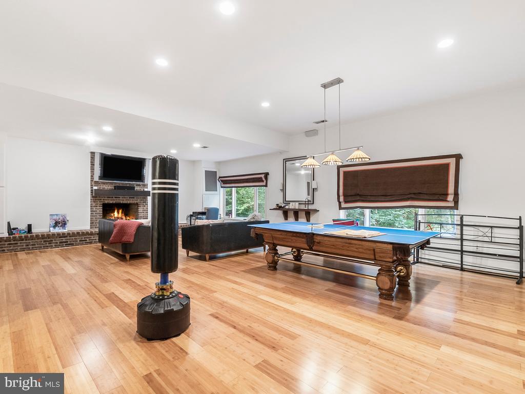 POTOMAC OVERLOOK - Residential