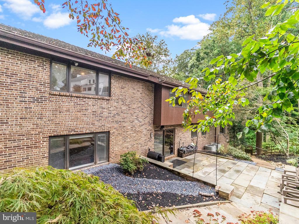 POTOMAC OVERLOOK - Residential