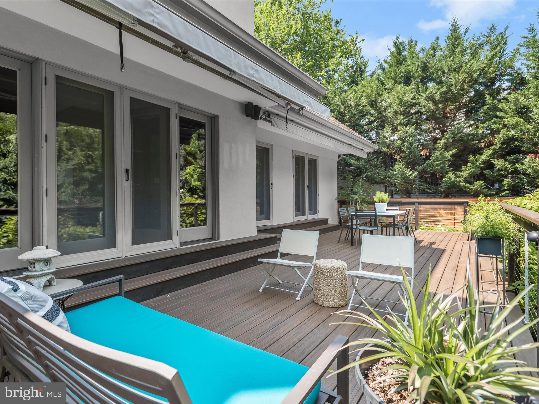 LEE HEIGHTS - Residential