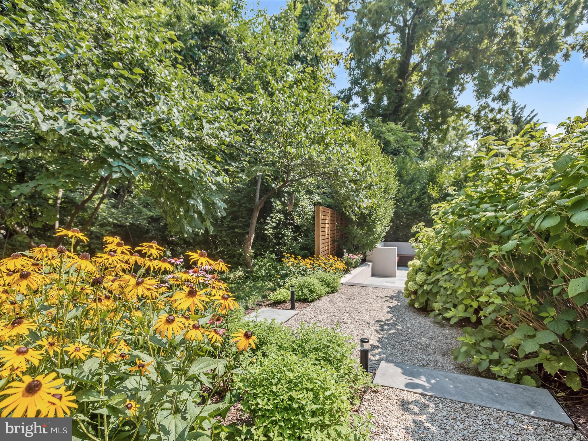 LEE HEIGHTS - Residential