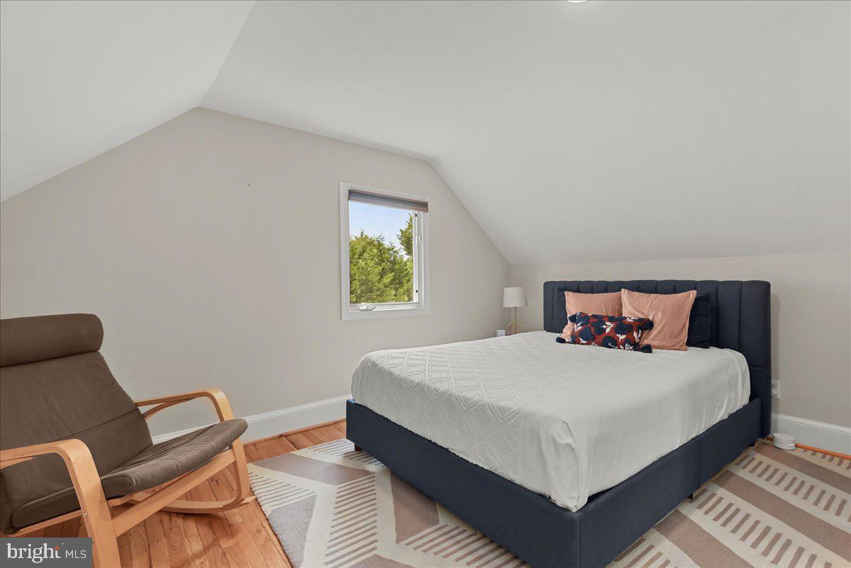 LEE HEIGHTS - Residential