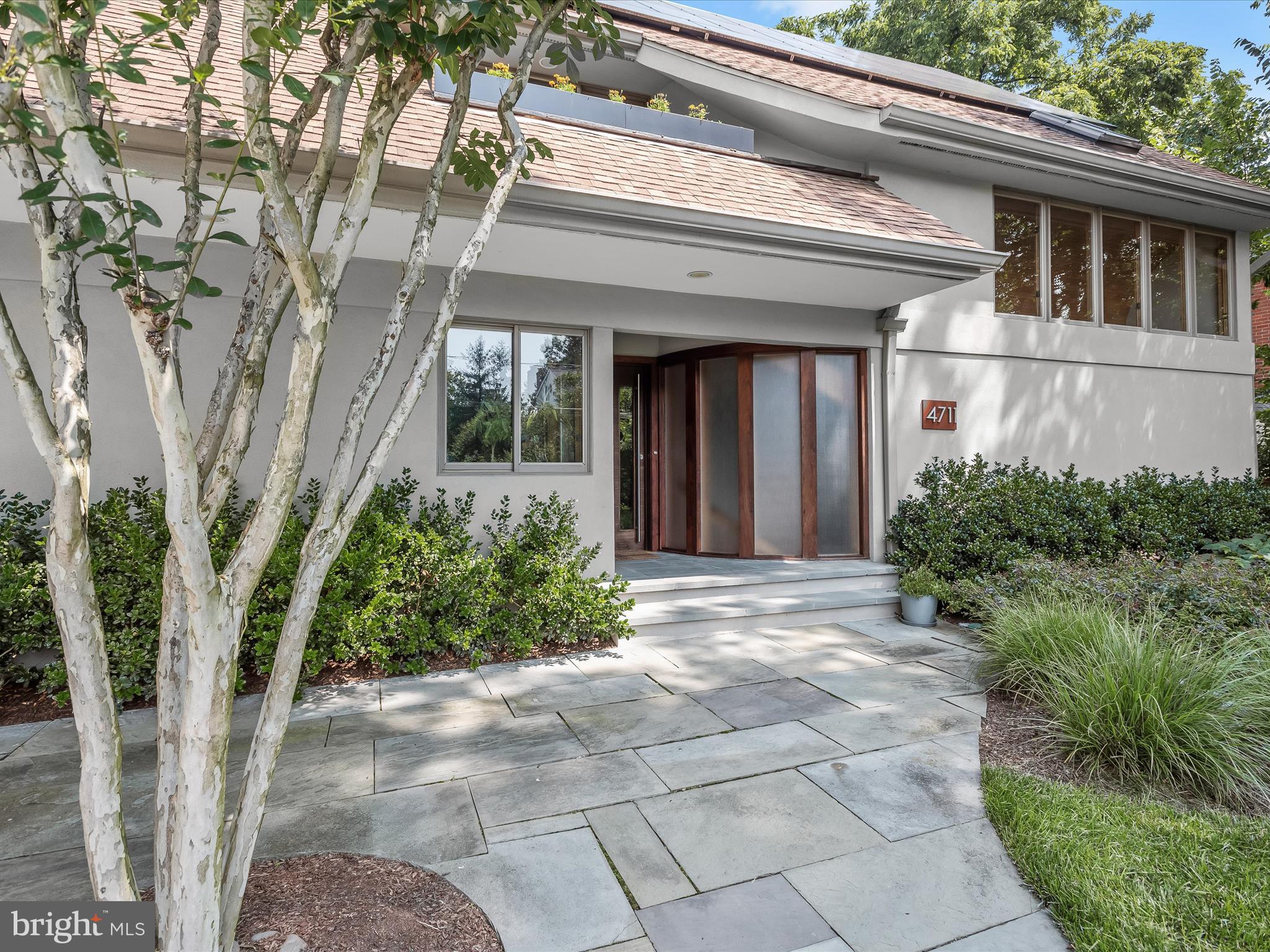 LEE HEIGHTS - Residential