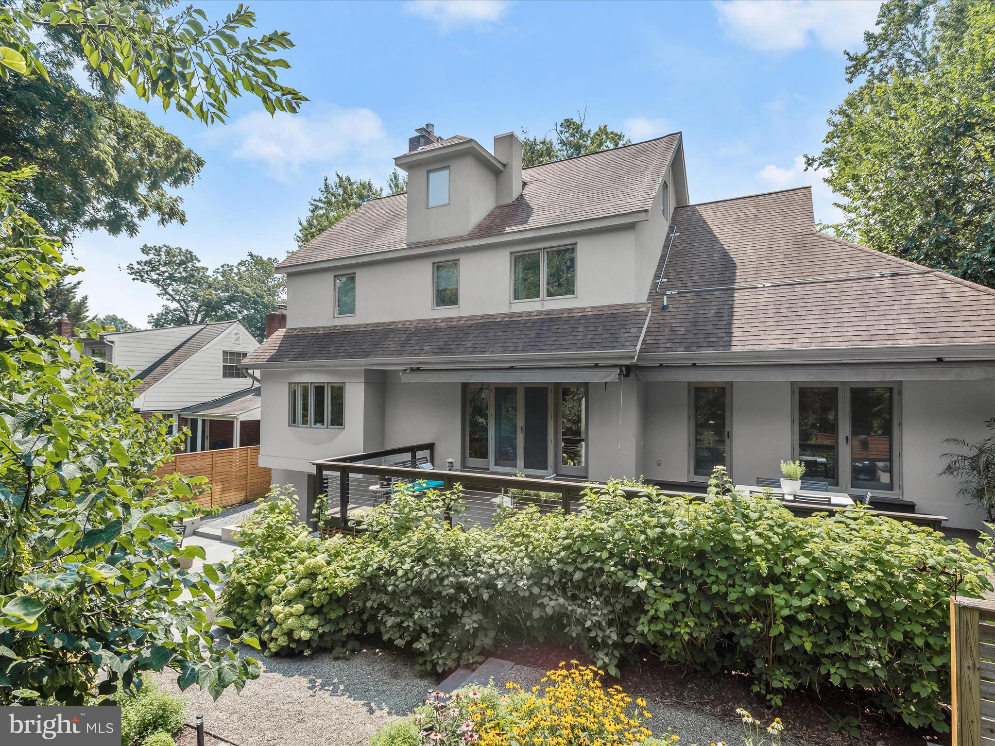 LEE HEIGHTS - Residential