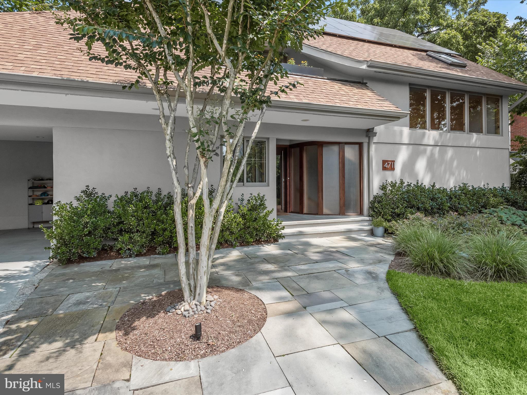 LEE HEIGHTS - Residential