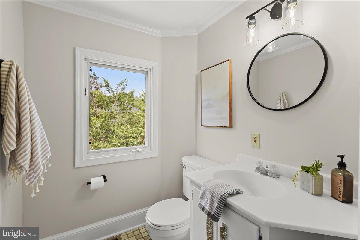 LEE HEIGHTS - Residential