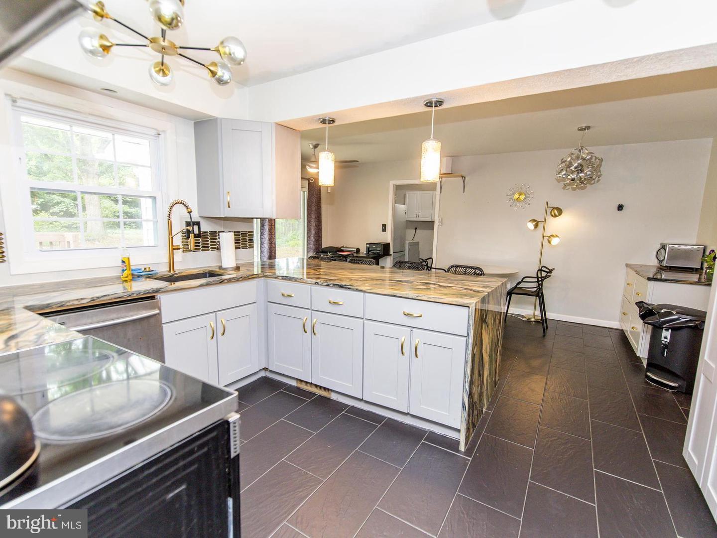 SOMERSET AT BELAIR - Residential