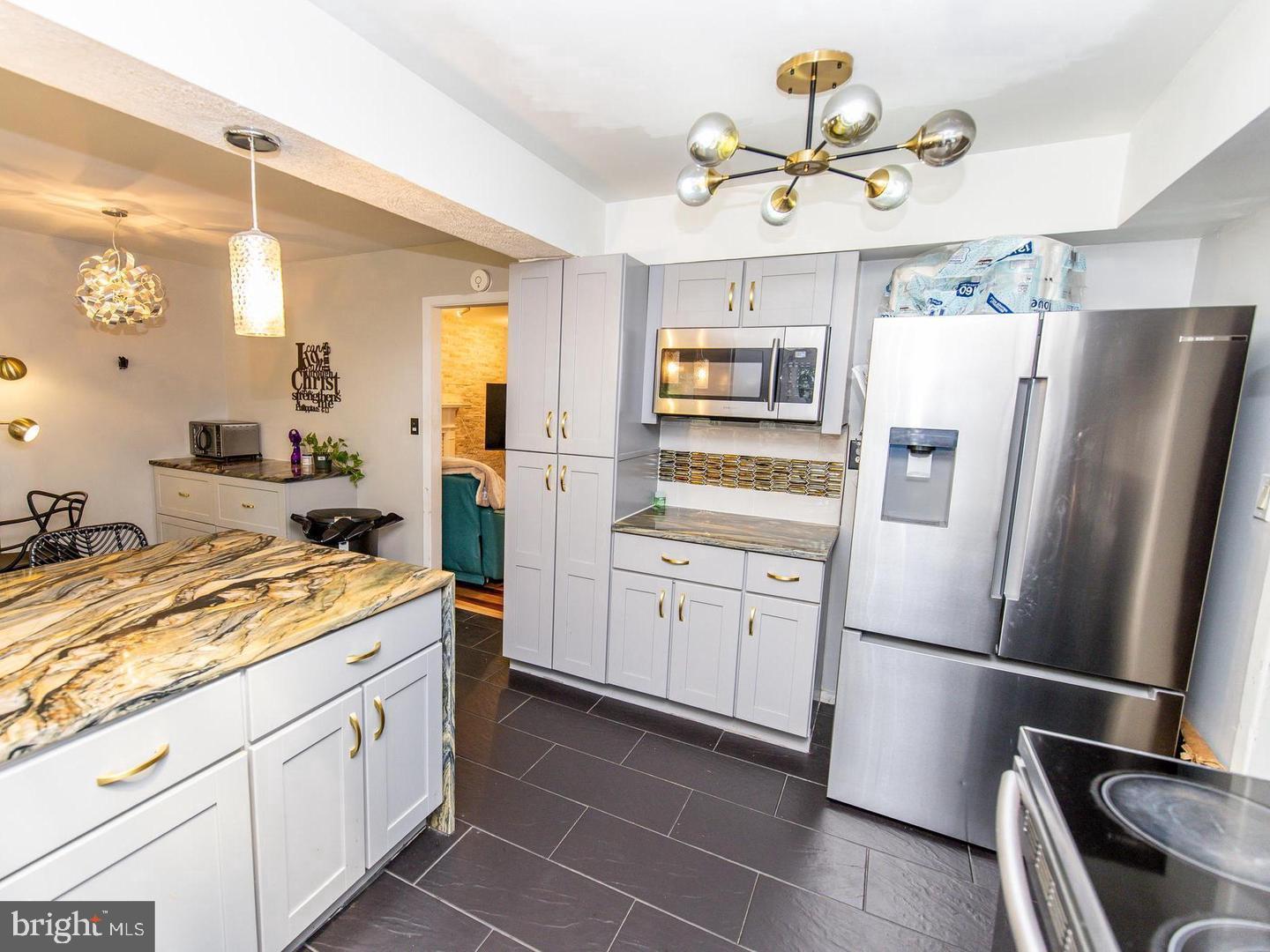 SOMERSET AT BELAIR - Residential