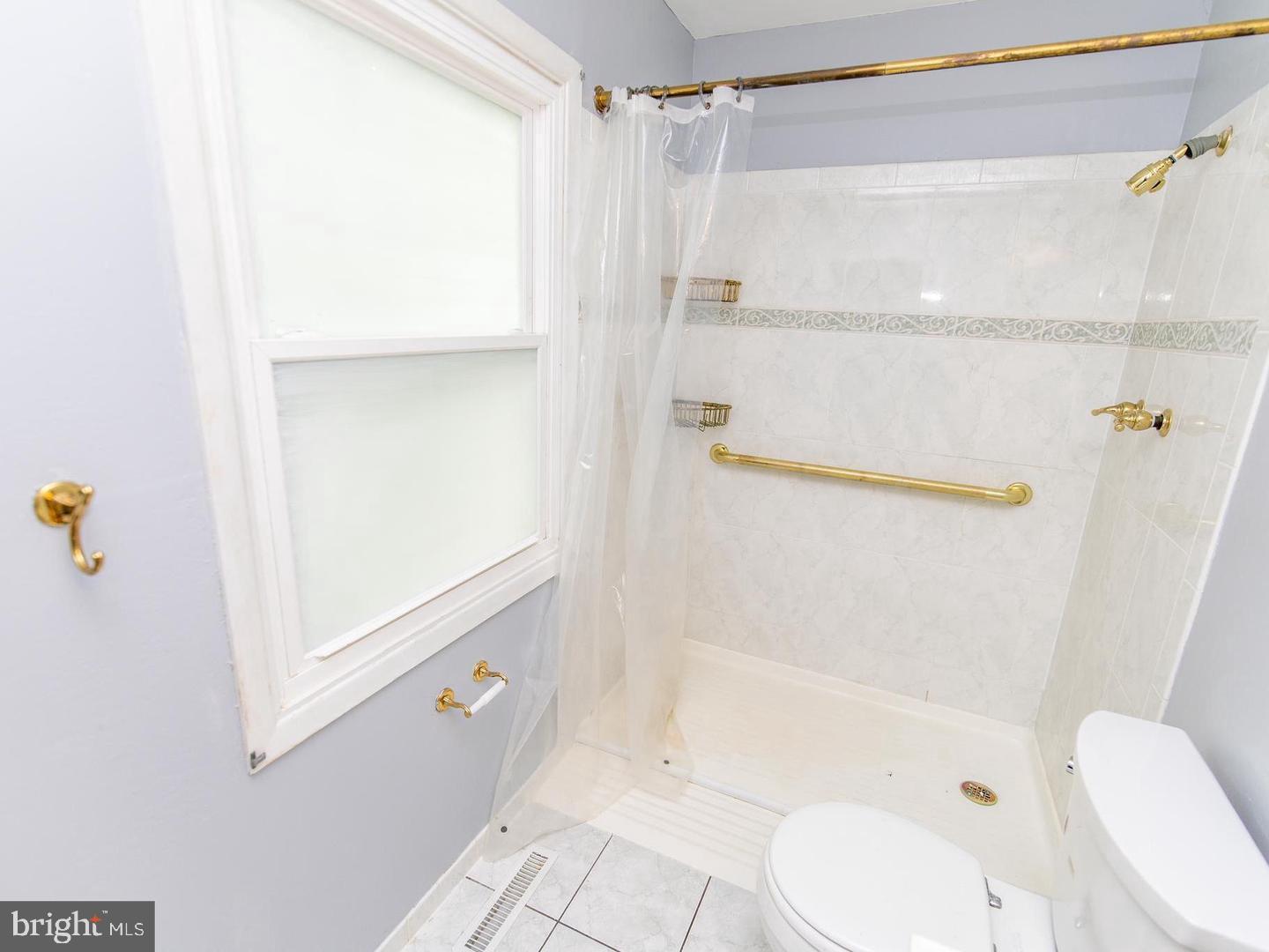 SOMERSET AT BELAIR - Residential