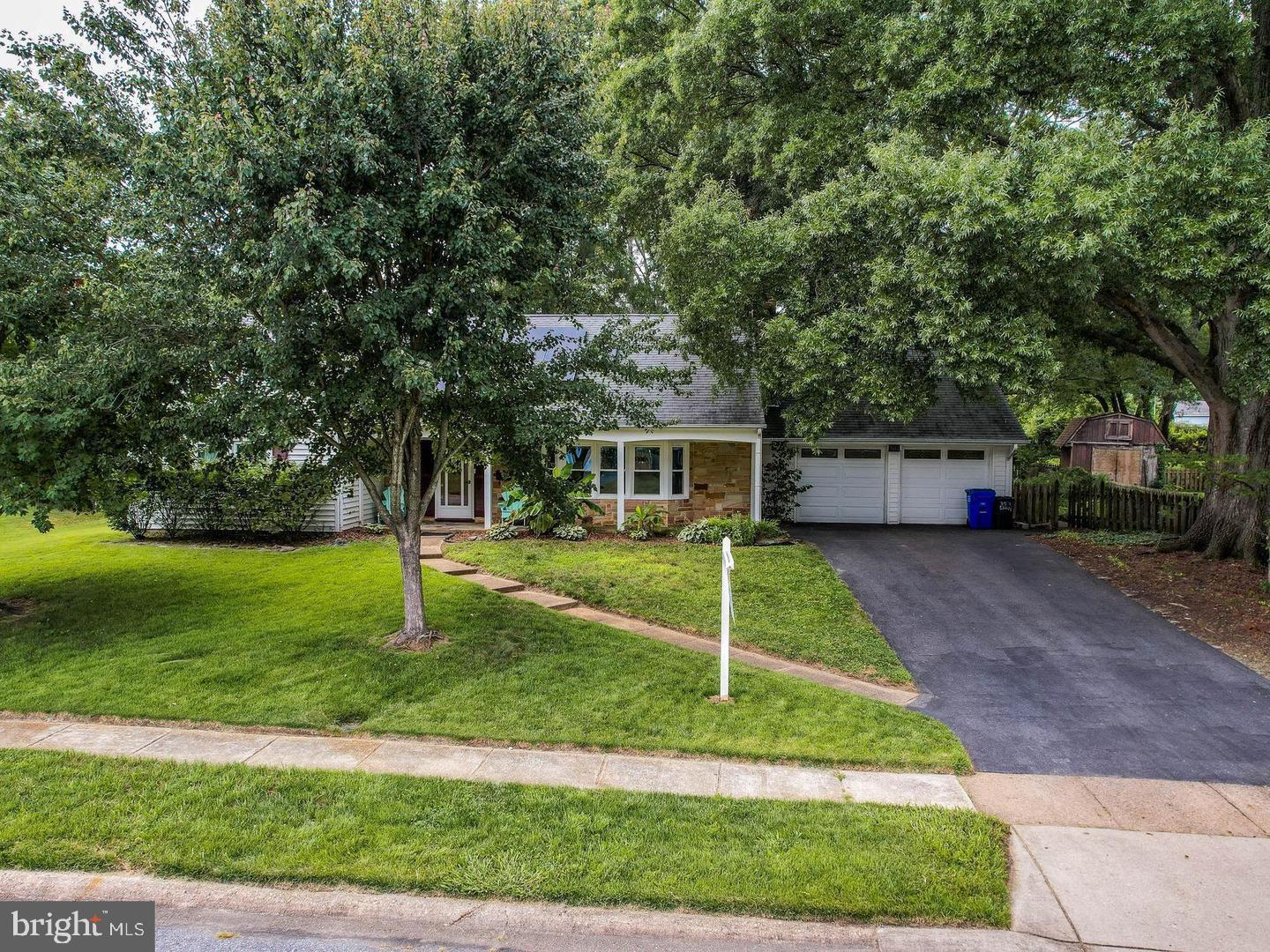 SOMERSET AT BELAIR - Residential