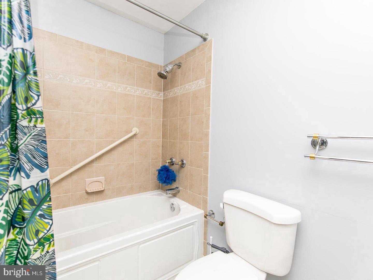 SOMERSET AT BELAIR - Residential