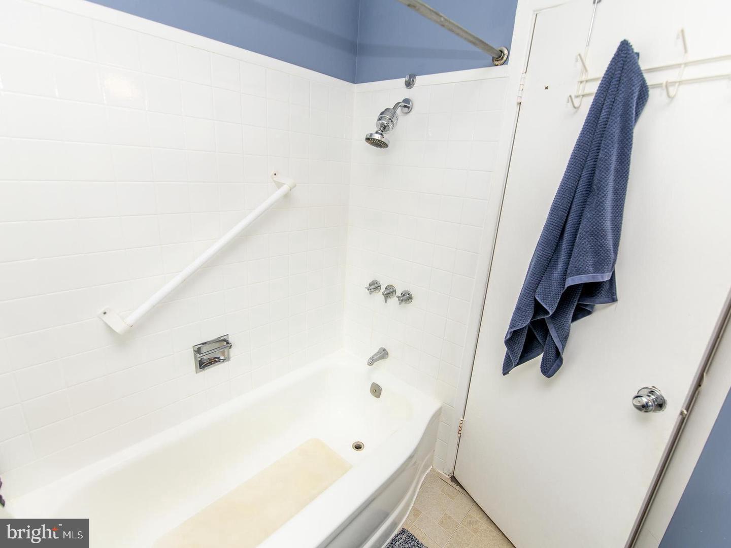 SOMERSET AT BELAIR - Residential