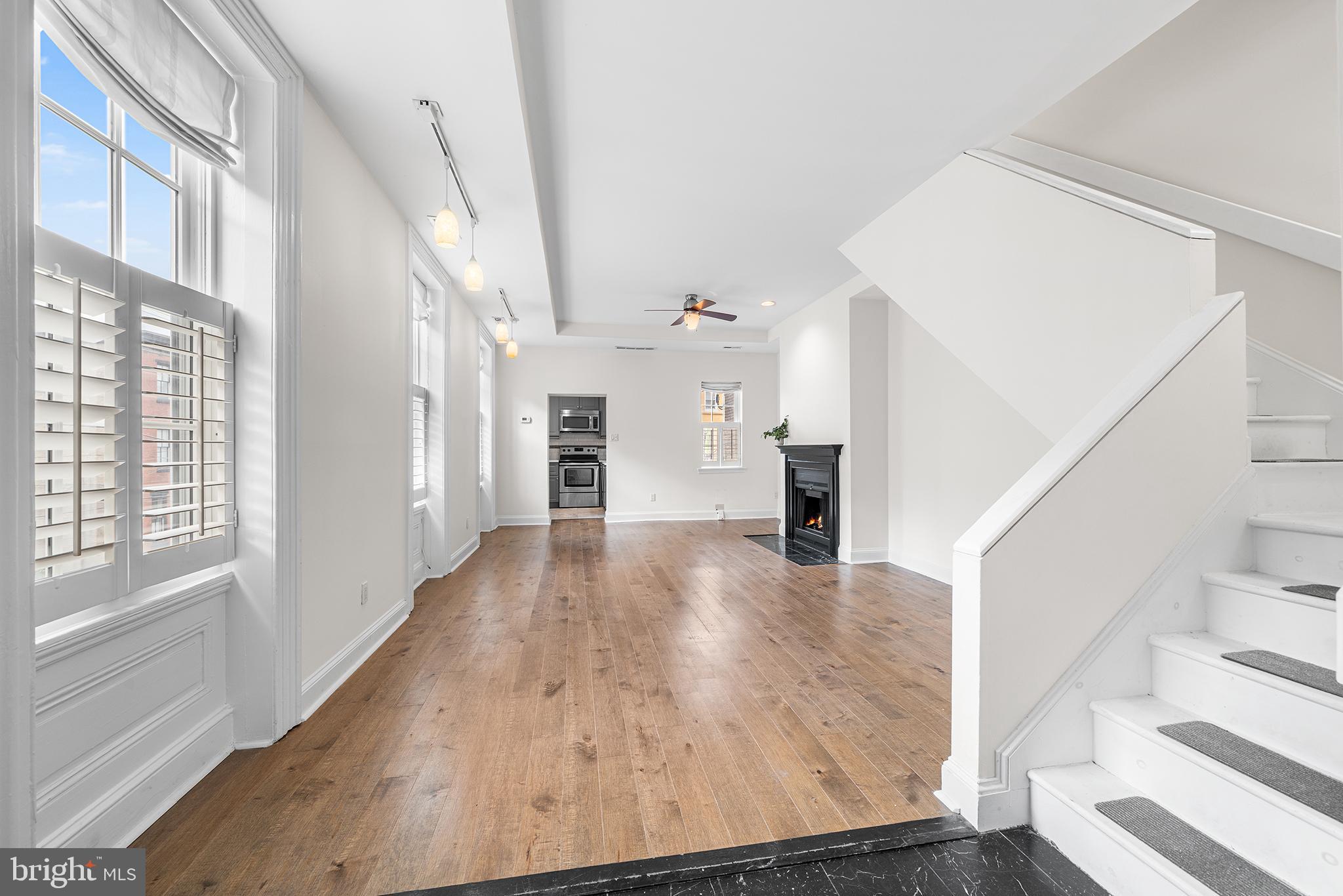 2231 GREEN STREET 5