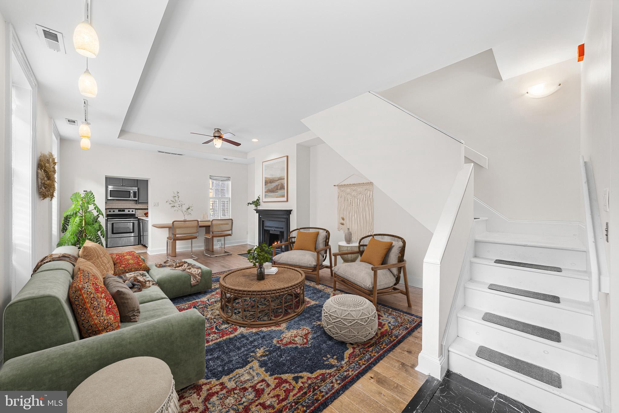 2231 GREEN STREET 5
