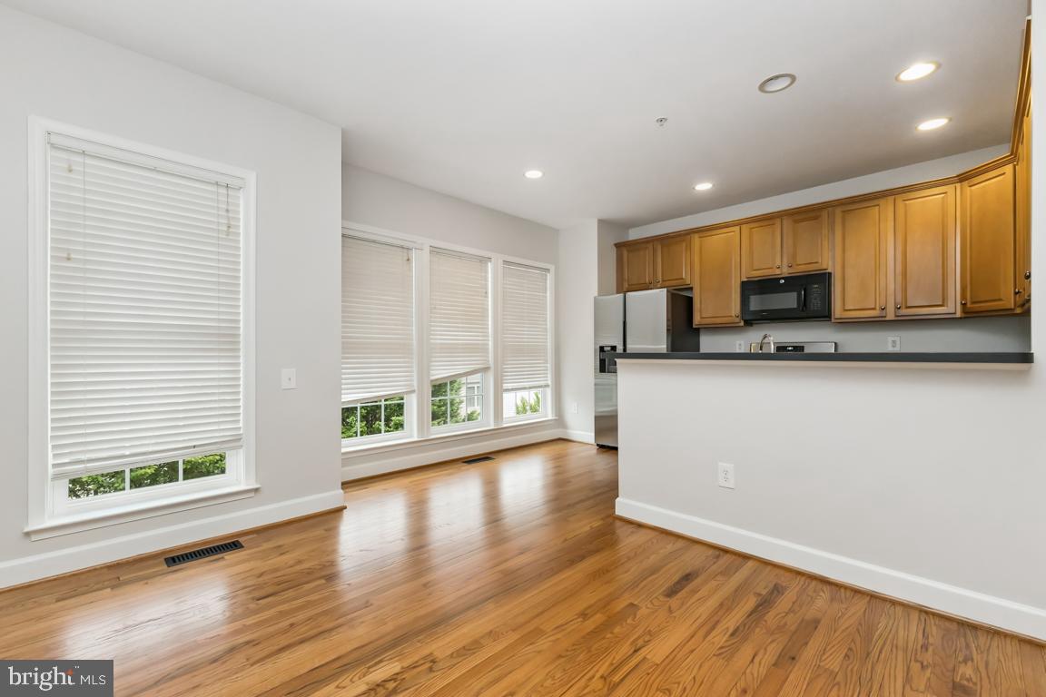 SUMMERFIELD CROSSING - Residential Lease