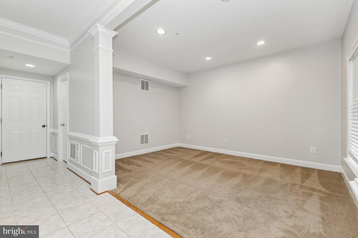 SUMMERFIELD CROSSING - Residential Lease