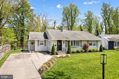 811 Edge Park Drive, Haddonfield, NJ MLS: NJCD2090832