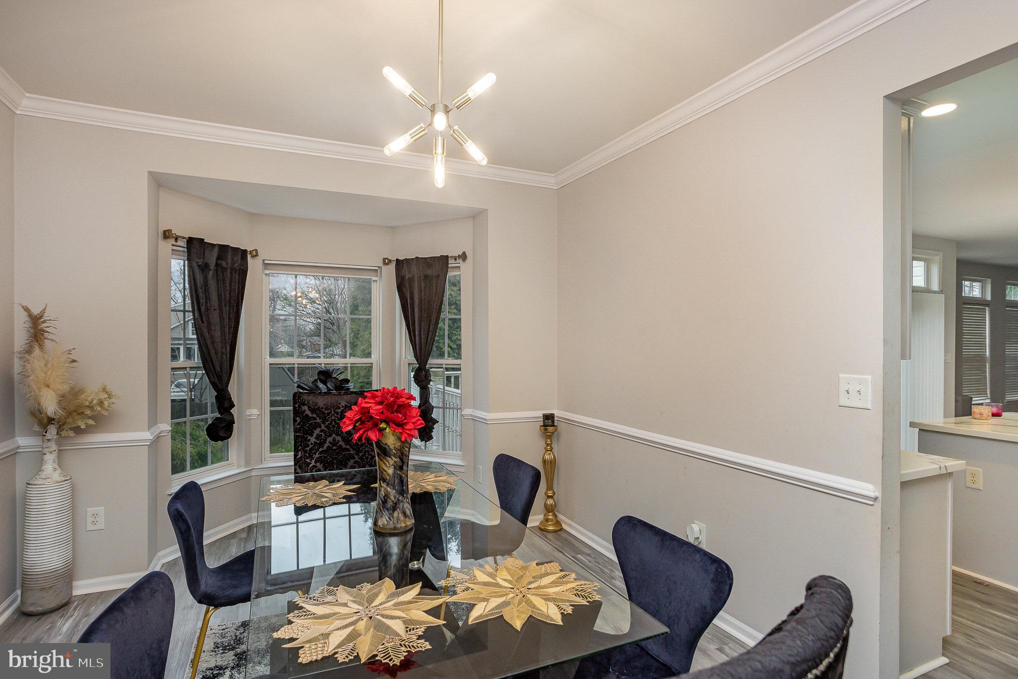 LOGANS RUN - Residential