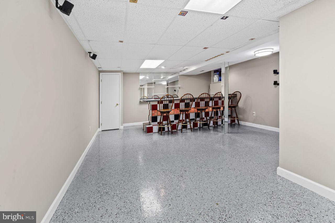 ELBRIDGE ESTATES - Residential