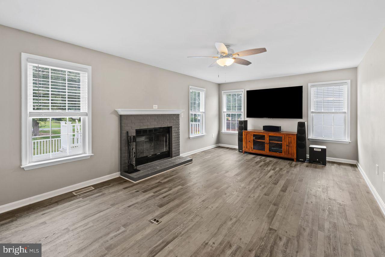 ELBRIDGE ESTATES - Residential