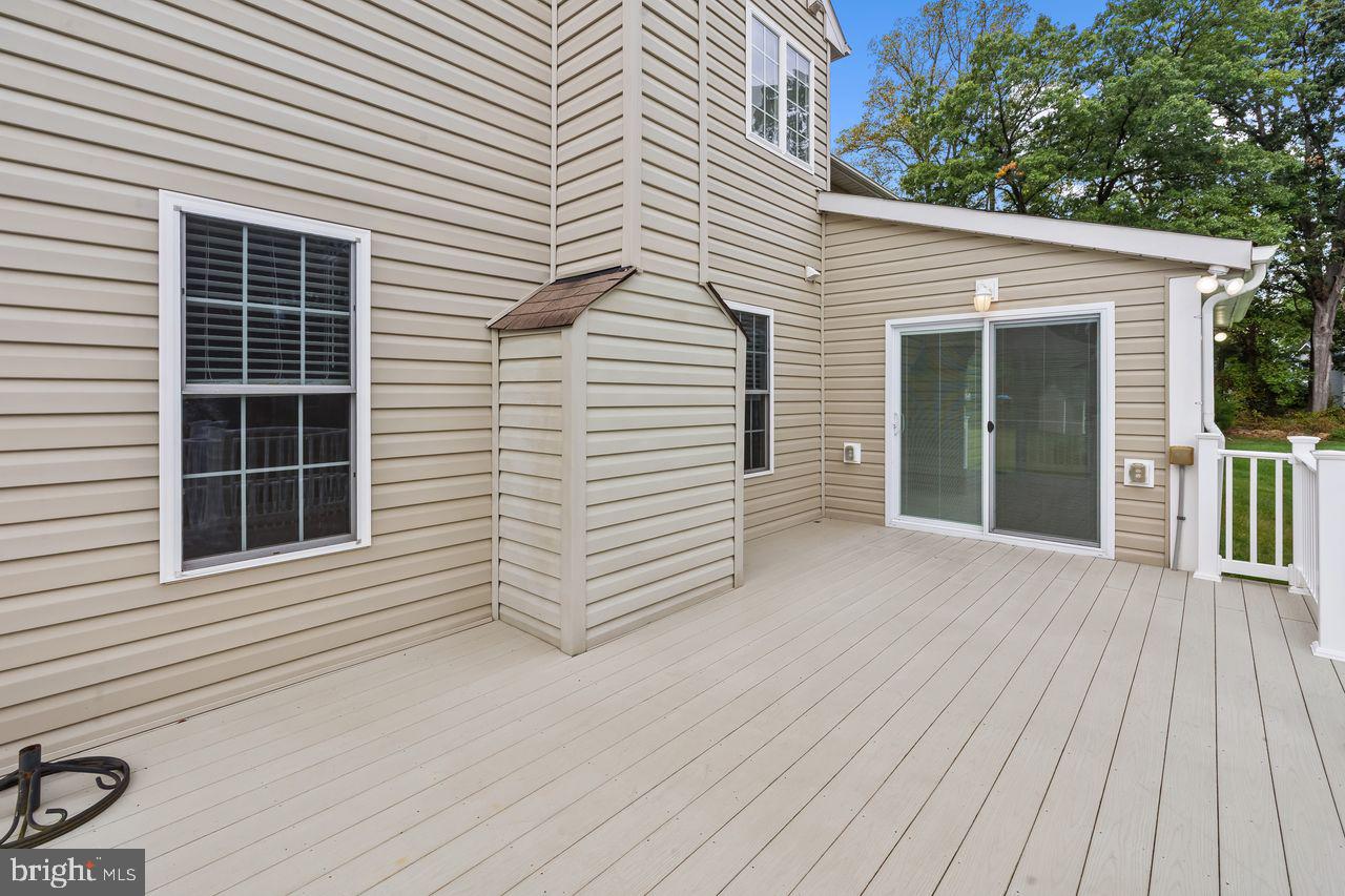 ELBRIDGE ESTATES - Residential