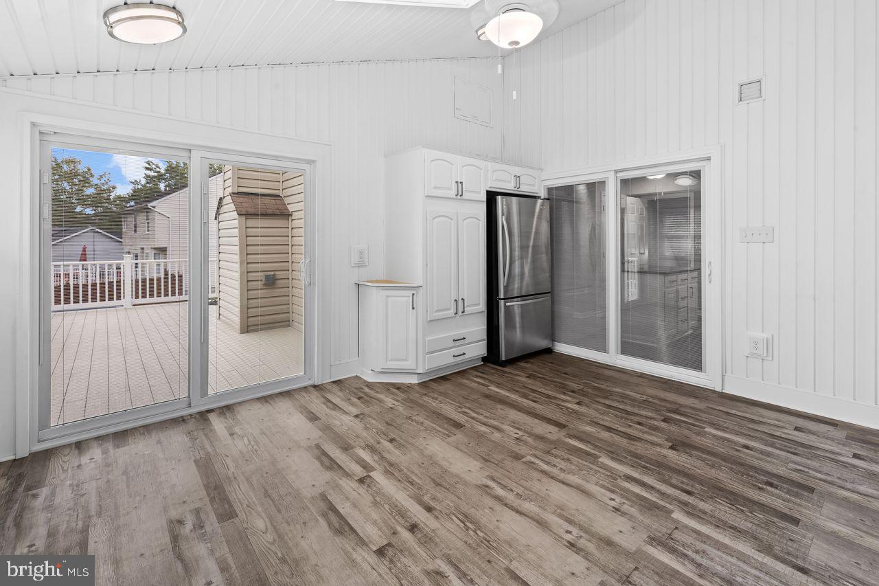 ELBRIDGE ESTATES - Residential