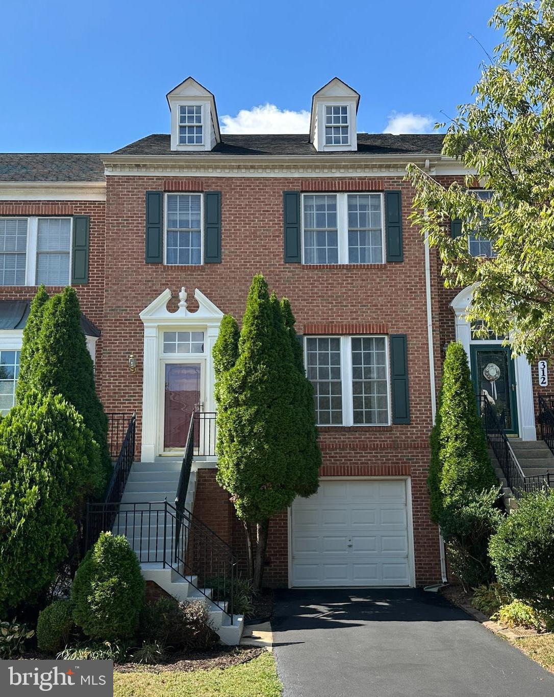 Beautifully maintained 3-bedroom, 2 full and 2 half bath townhome showcases timeless charm and modern updates. Gleaming hardwood floors span all three levels, complementing the home’s open, inviting layout. The main level offers a spacious living room, a separate dining area perfect for entertaining, and a well-appointed kitchen featuring Silestone countertops and ample cabinetry.
Upstairs, the sunlit primary suite boasts a luxurious en-suite bath with a soaking tub and separate shower. Two additional bedrooms share a full hall bath. The fully finished walk-out lower level offers incredible versatility with a large recreation room, custom-built-in bookcases, and a cozy gas fireplace—ideal for relaxing or hosting guests.
Step outside to a spacious, newly resealed deck and fully fenced rear yard, perfect for outdoor enjoyment. Additional highlights include a one-car garage and access to extensive community amenities, including a pool, clubhouse, fitness center, sports courts, and scenic trails.
Ideally situated near the Kentlands, Lakelands Park, and the expansive Seneca Creek State Park, this home offers convenient access to outdoor recreation, vibrant shopping and dining at RIO Washingtonian Center, as well as a variety of commuter routes and transit options.
Property will be professionally managed.