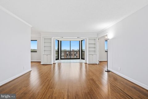 Photo of 5904 Mount Eagle Drive #718, ALEXANDRIA, VA 22303 (MLS # VAFX2314458)