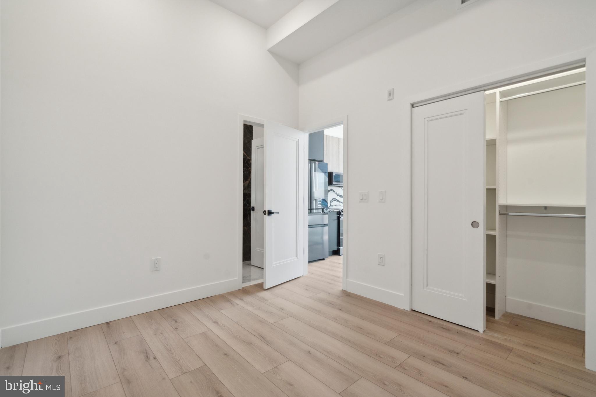 POINT BREEZE - Residential Lease