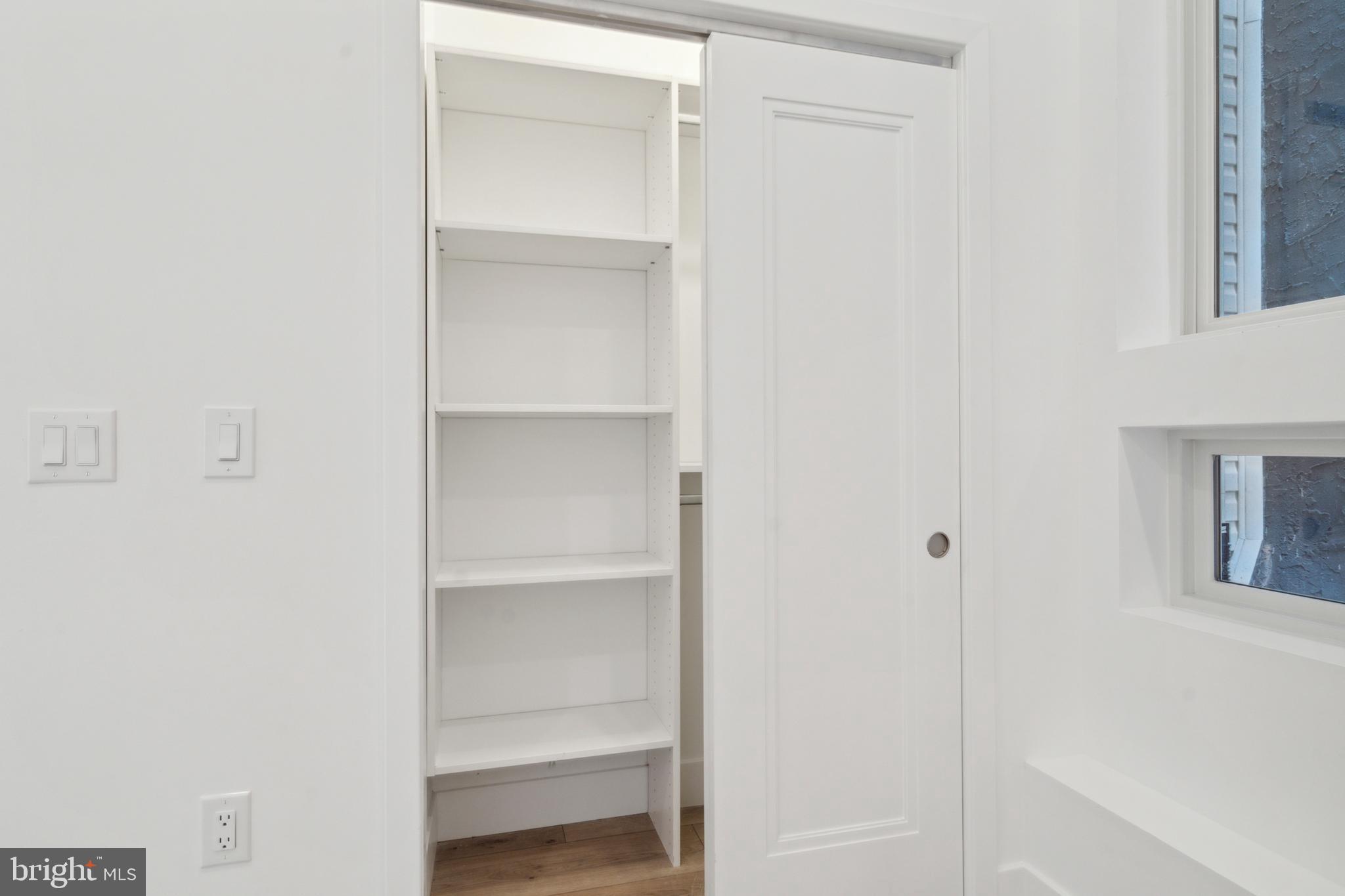 POINT BREEZE - Residential Lease