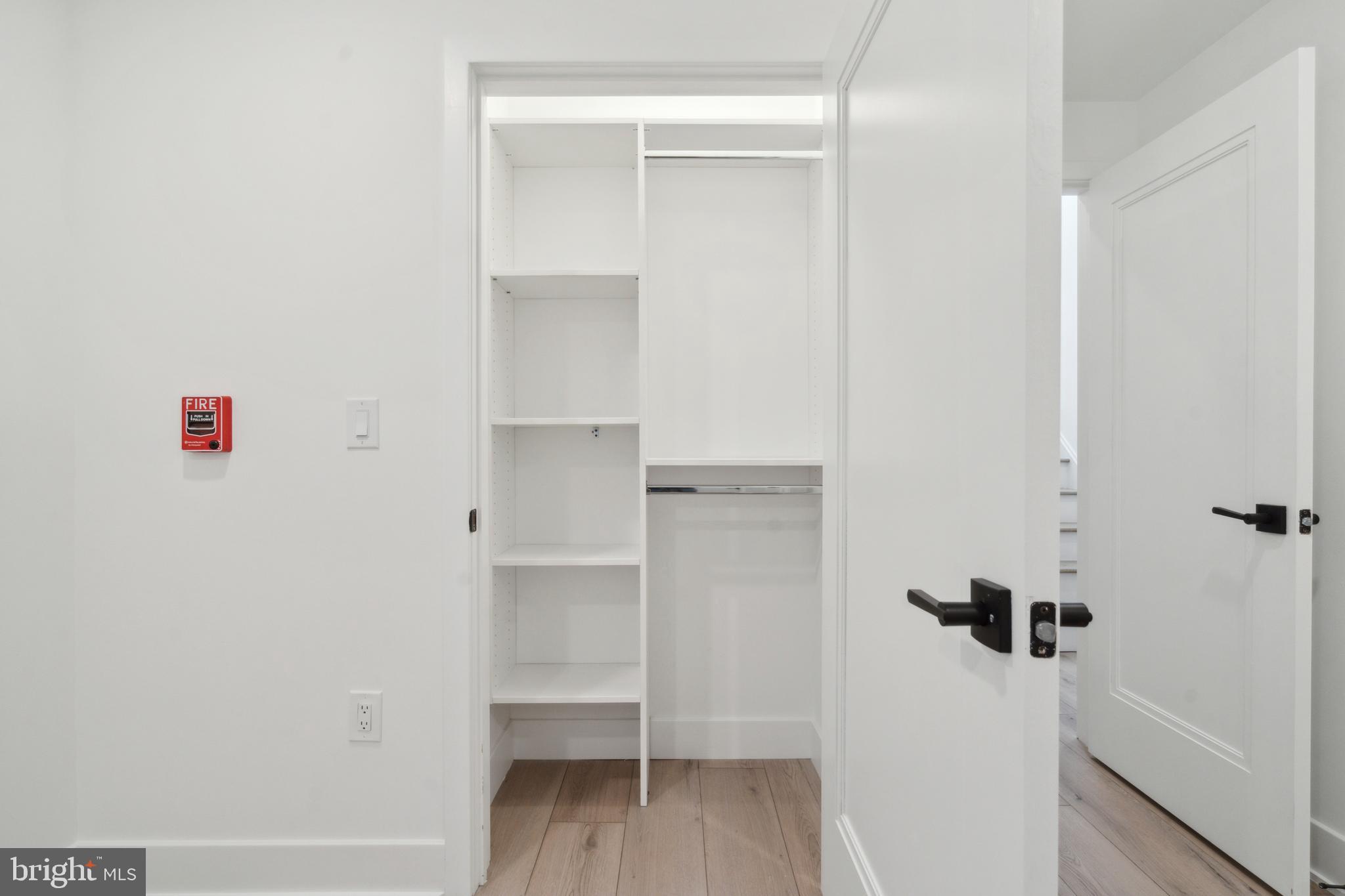 POINT BREEZE - Residential Lease