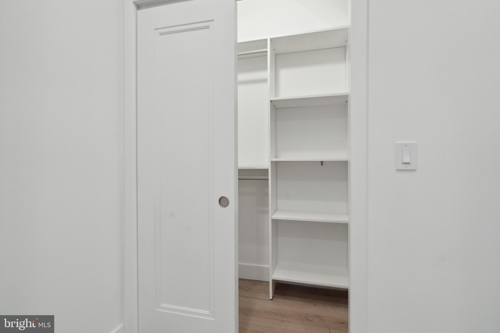 POINT BREEZE - Residential Lease