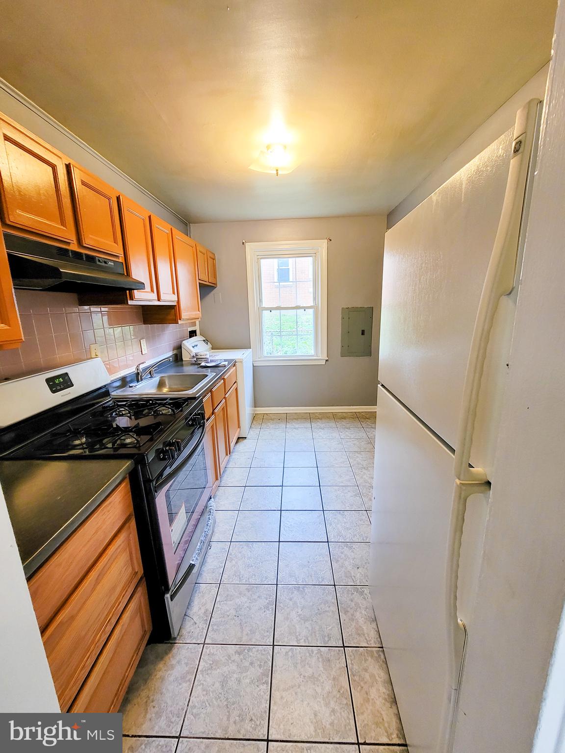 RADIANT VALLEY - Residential Lease