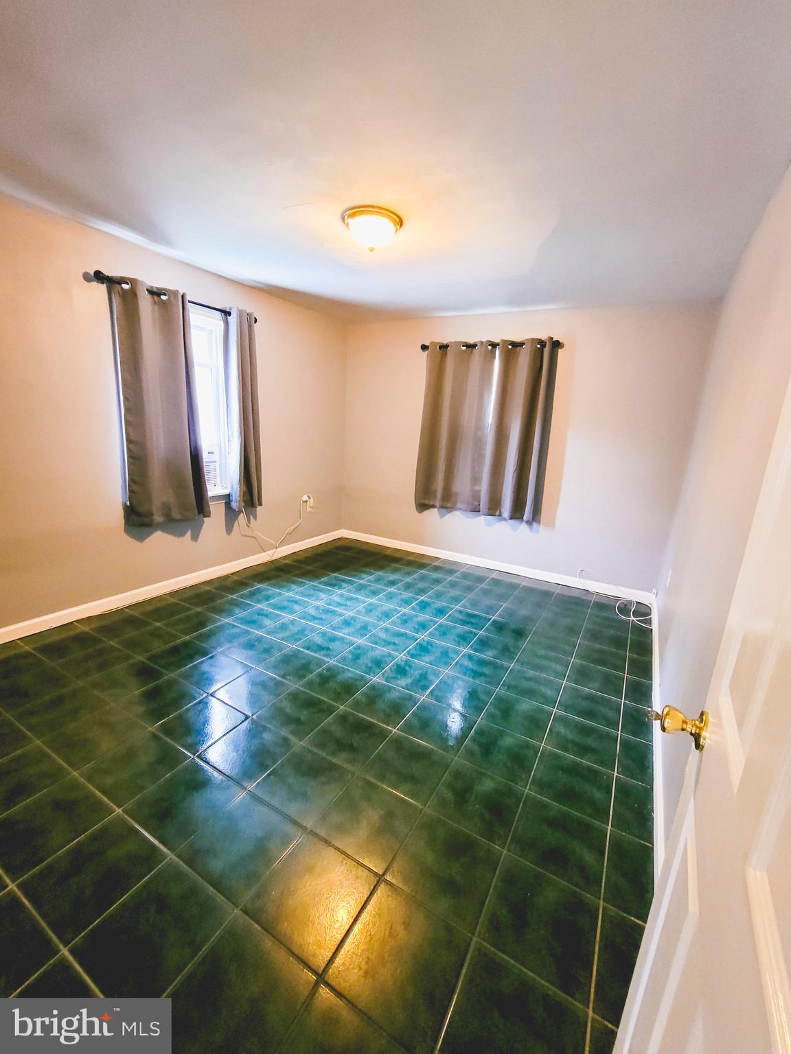 RADIANT VALLEY - Residential Lease