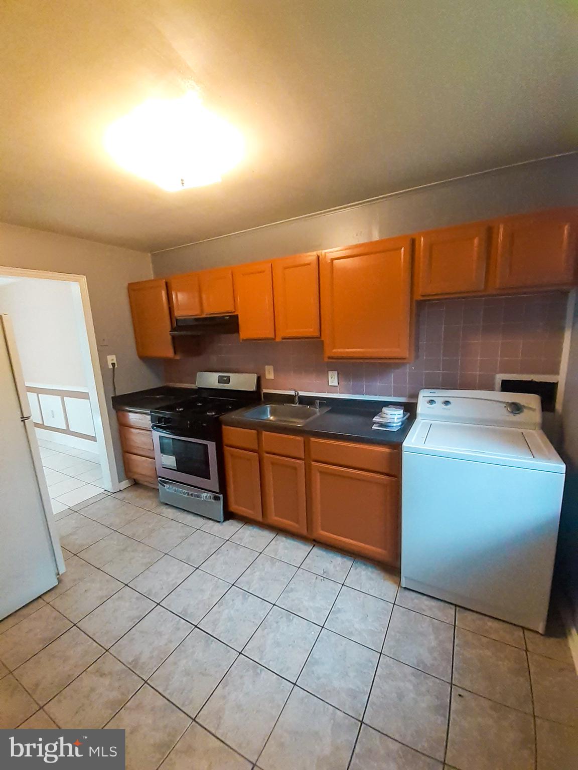 RADIANT VALLEY - Residential Lease