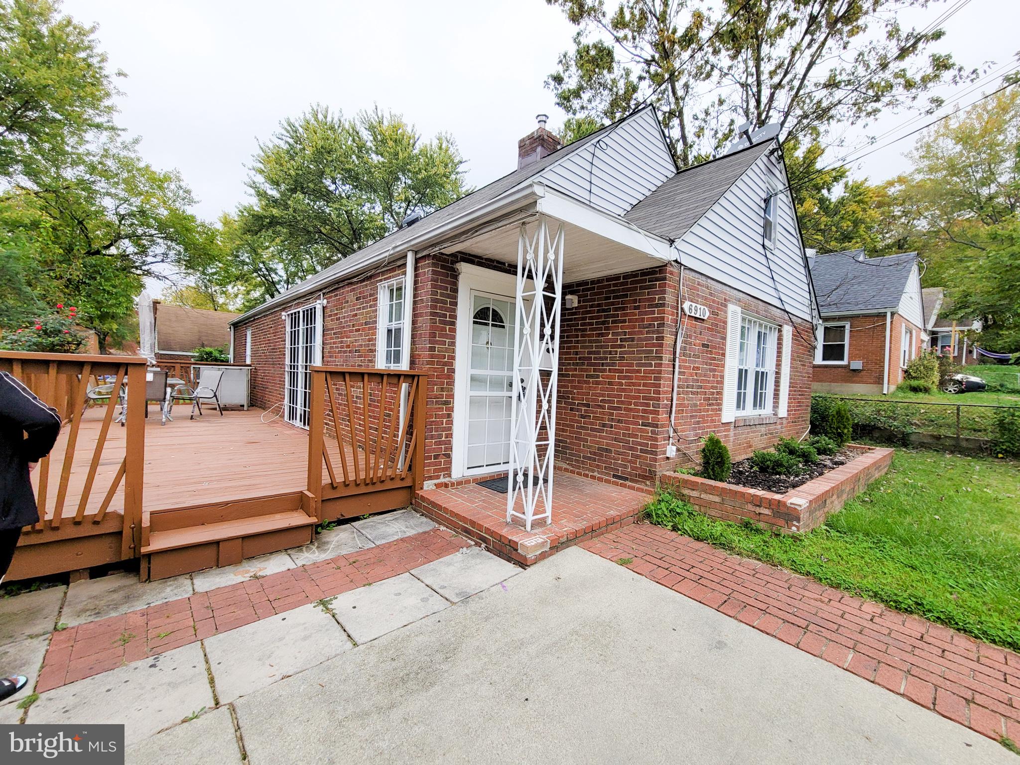 RADIANT VALLEY - Residential Lease