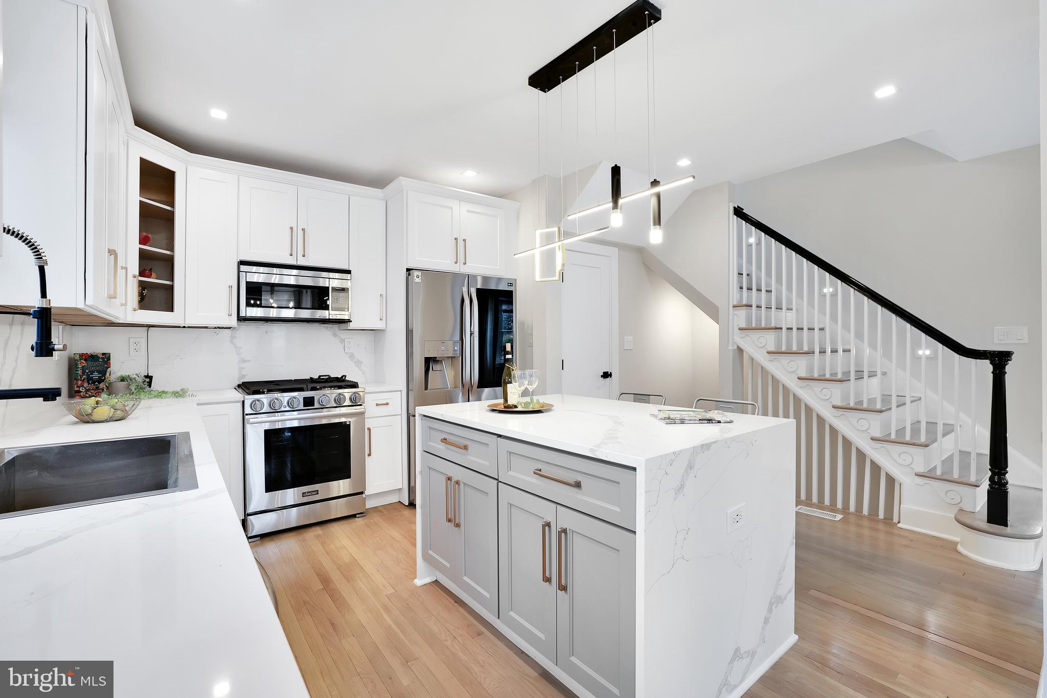 CRESTWOOD - Residential Lease